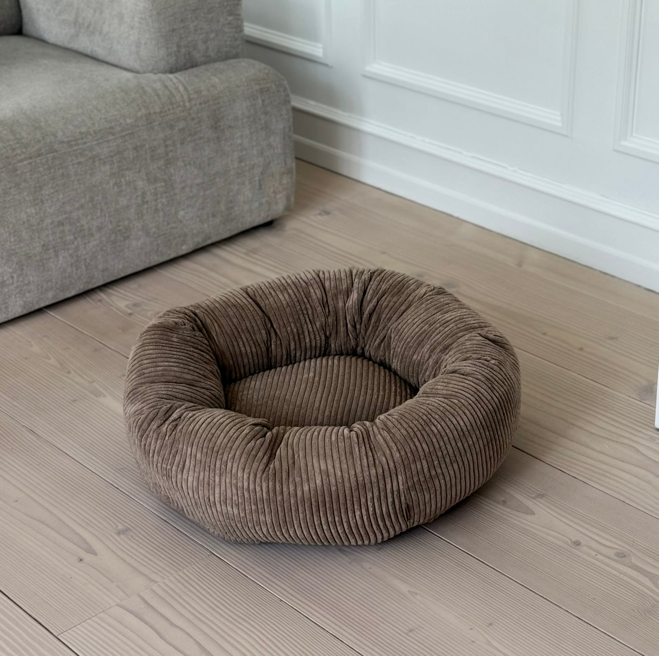 Elva Kurv   Lys Brun I Bred Fløjl   Medium 65 ø