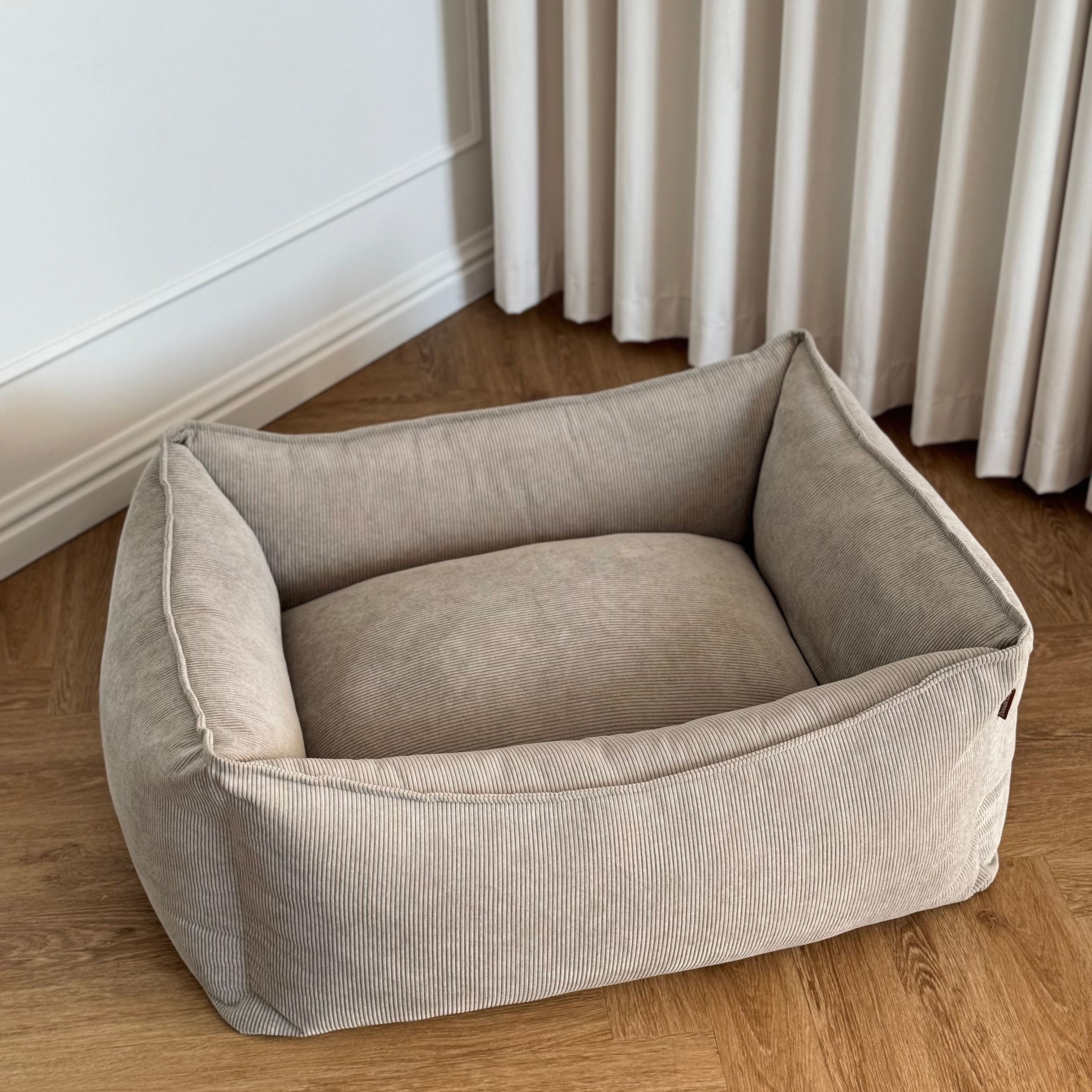 Carl Hundekurv   Beige   Smal Fløjl   Medium